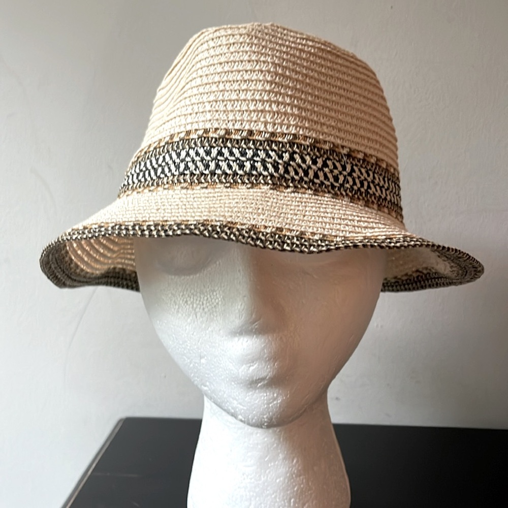 Coolibar 100% paper braid hat one size
